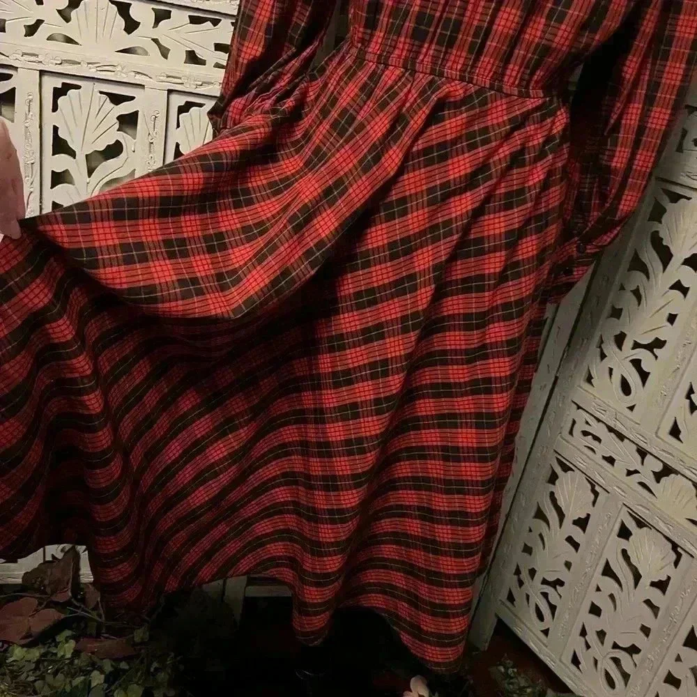 VINTAGE LESLIE FAY EXTRAORDINARY RED PLAID FIT FLARE LONG SLEEVE MIDI DRESS L